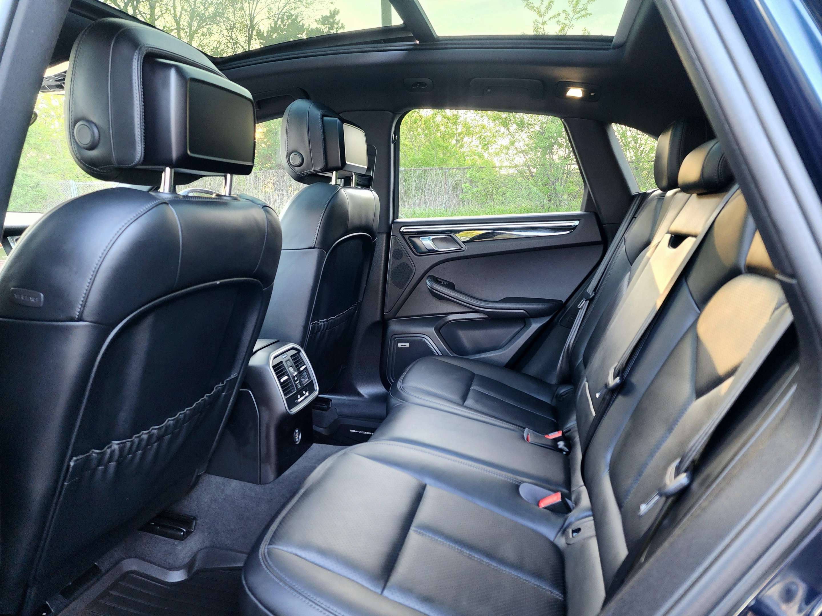 2018 Porsche Macan S w/Premium Plus Pkg | No Accidents! thumb 7
