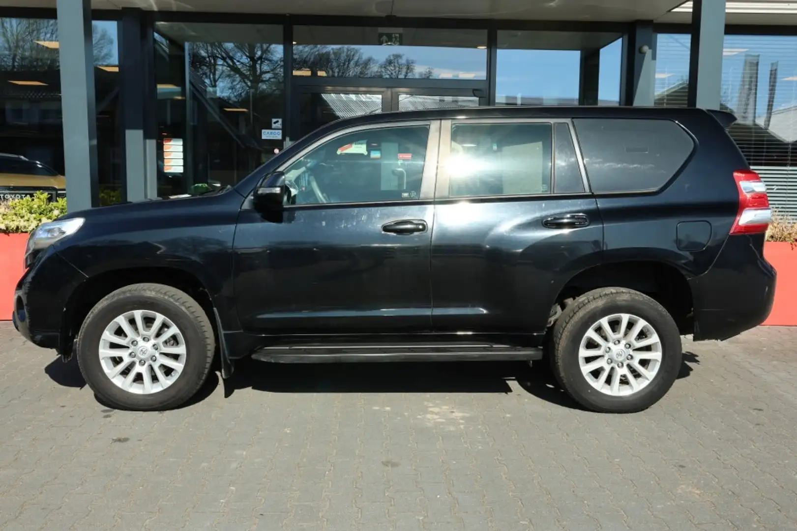 Toyota Land Cruiser 2.8 D-4D 5DRS A/T VAN Nero - 2