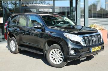 2.8 D-4D 5DRS A/T VAN