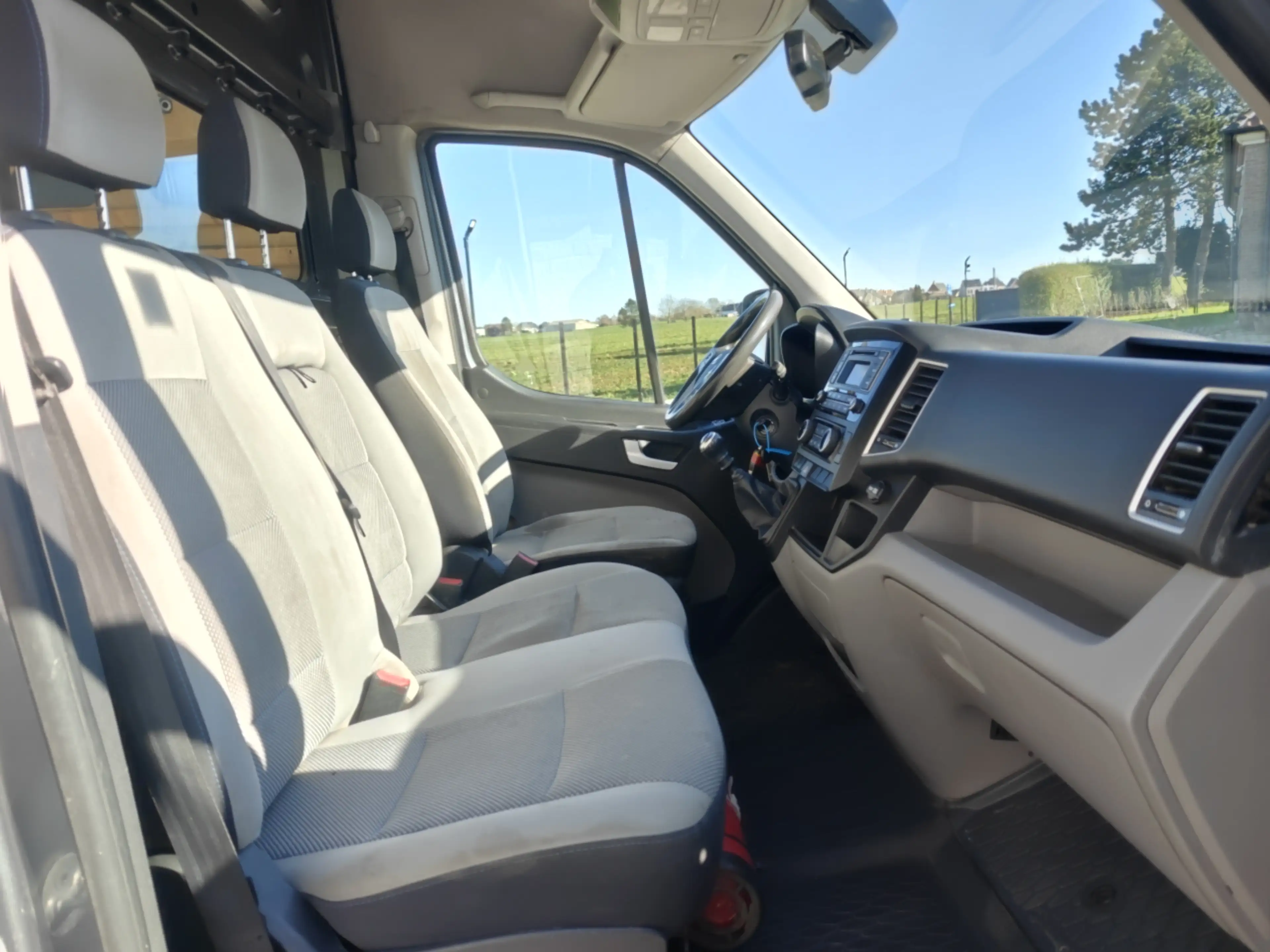 Hyundai H 350 crdi diesel 150pk L2H2 AIRCO -3 zitplaatsen/places — photo 10