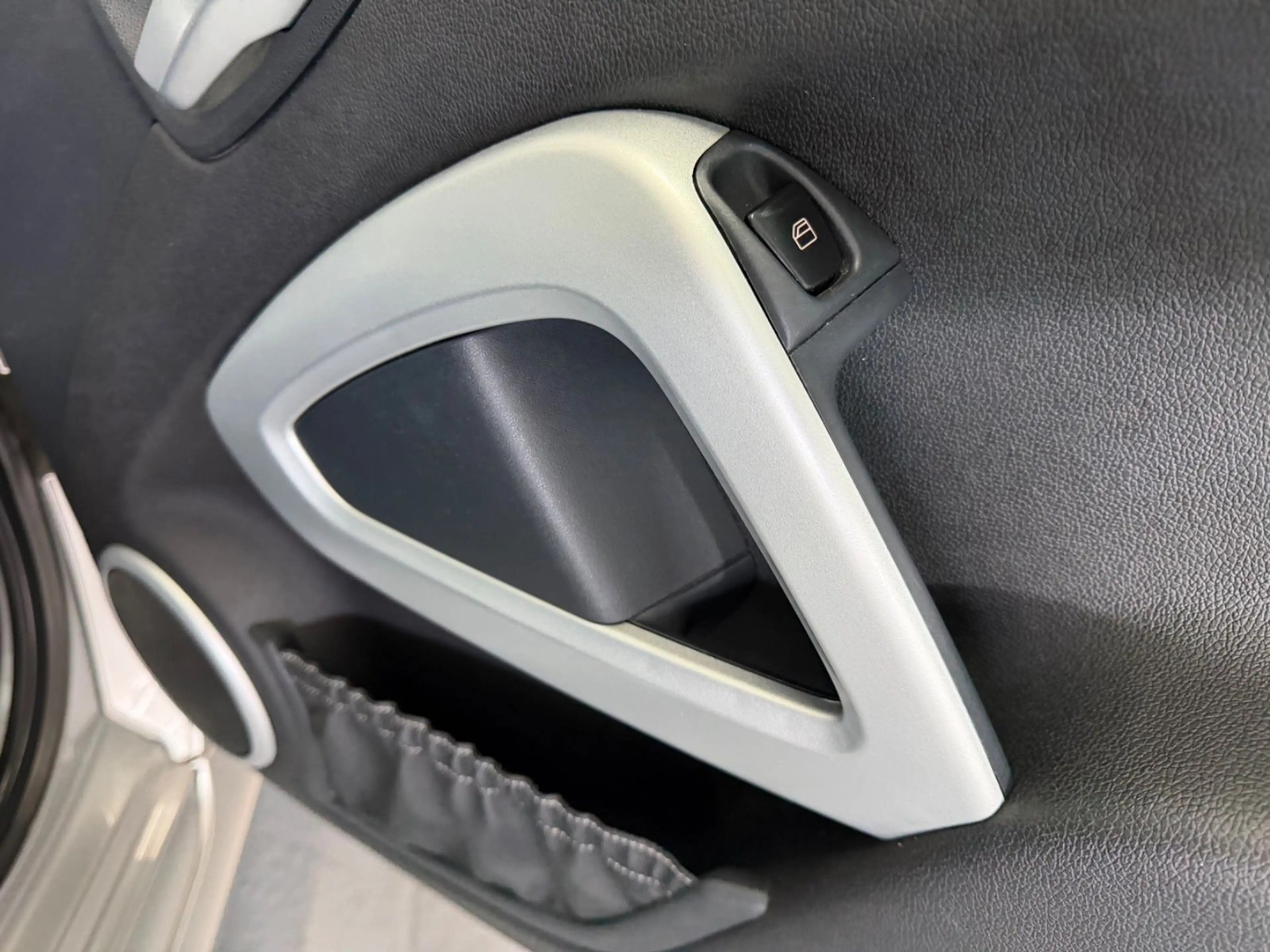smart forTwo | Brabus| Xclusive| Leder| TÜV/AU neu — photo 31