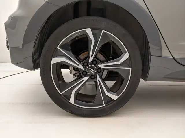 Audi A1 view 9