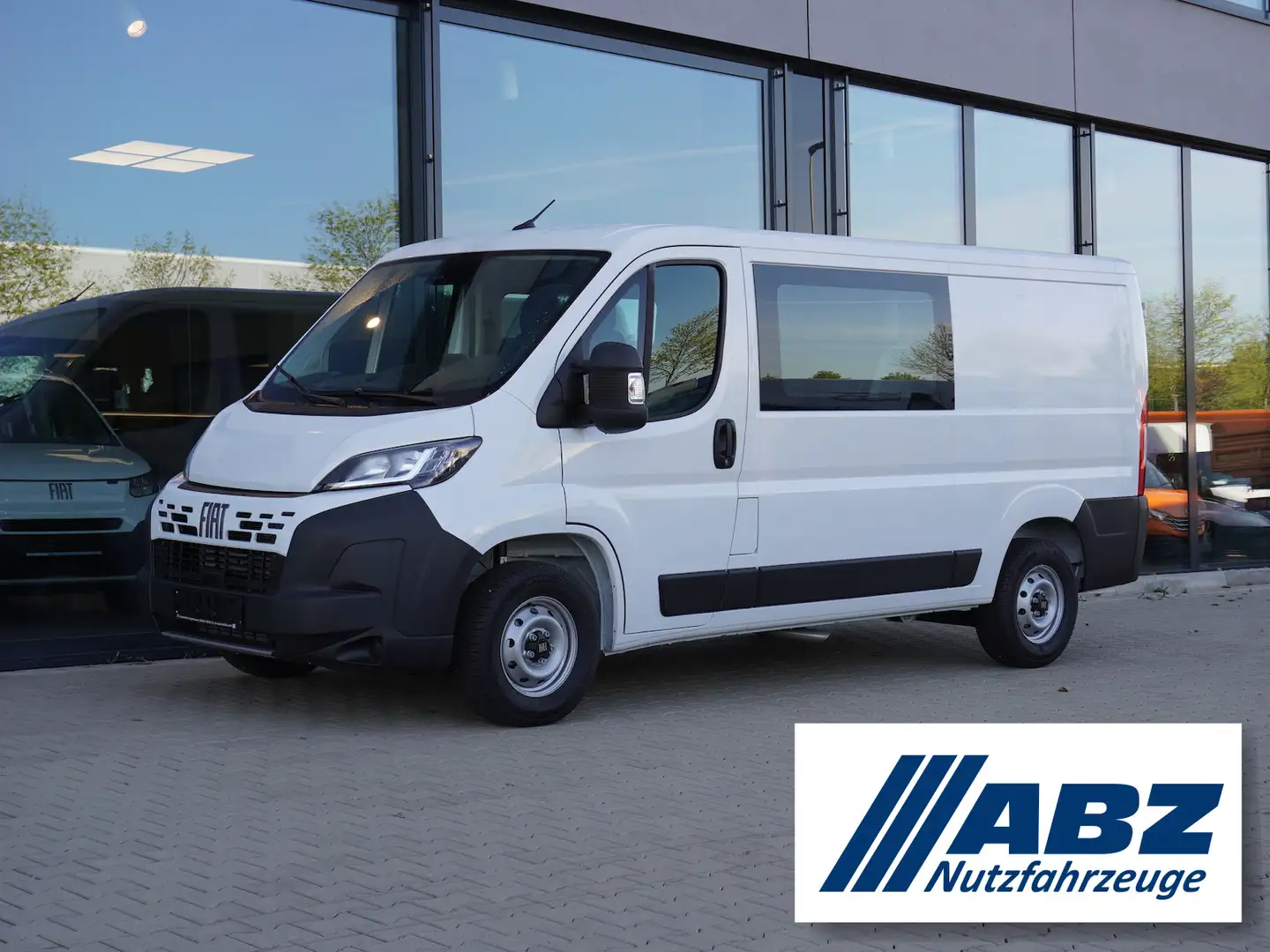 Fiat Ducato L2H1 120 / 10-Zoll-Navi/Snoeks 6-Sitzer Weiß - 1