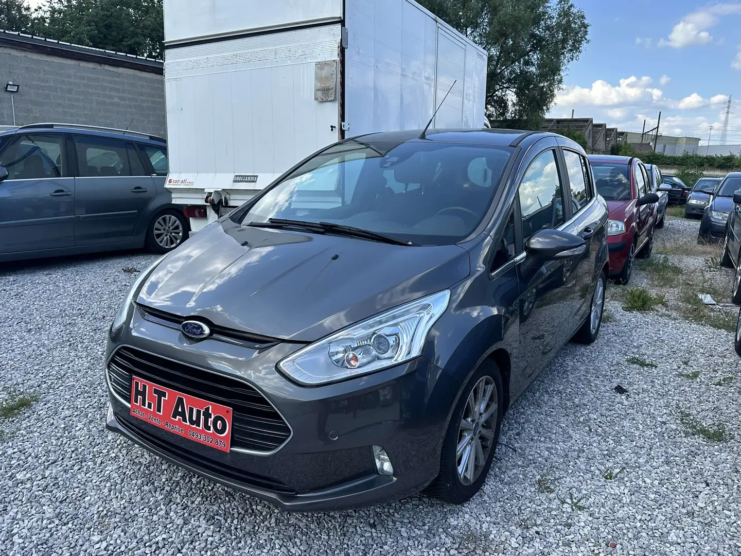 Ford B-Max 1.0 EcoBoost Titanium/DISTRIBUTION CASSER Noir - 1