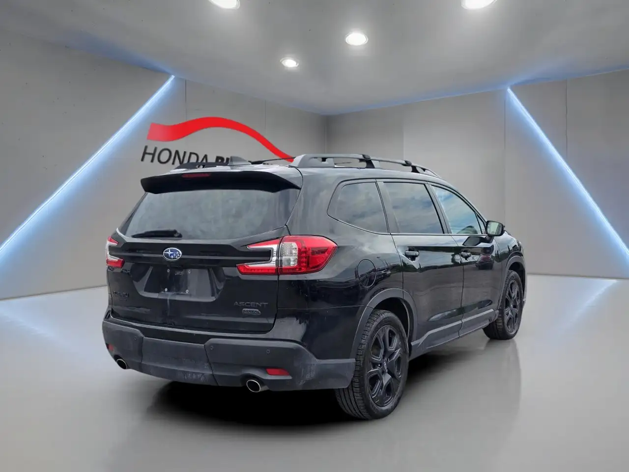 Subaru Ascent photo Subaru Ascent