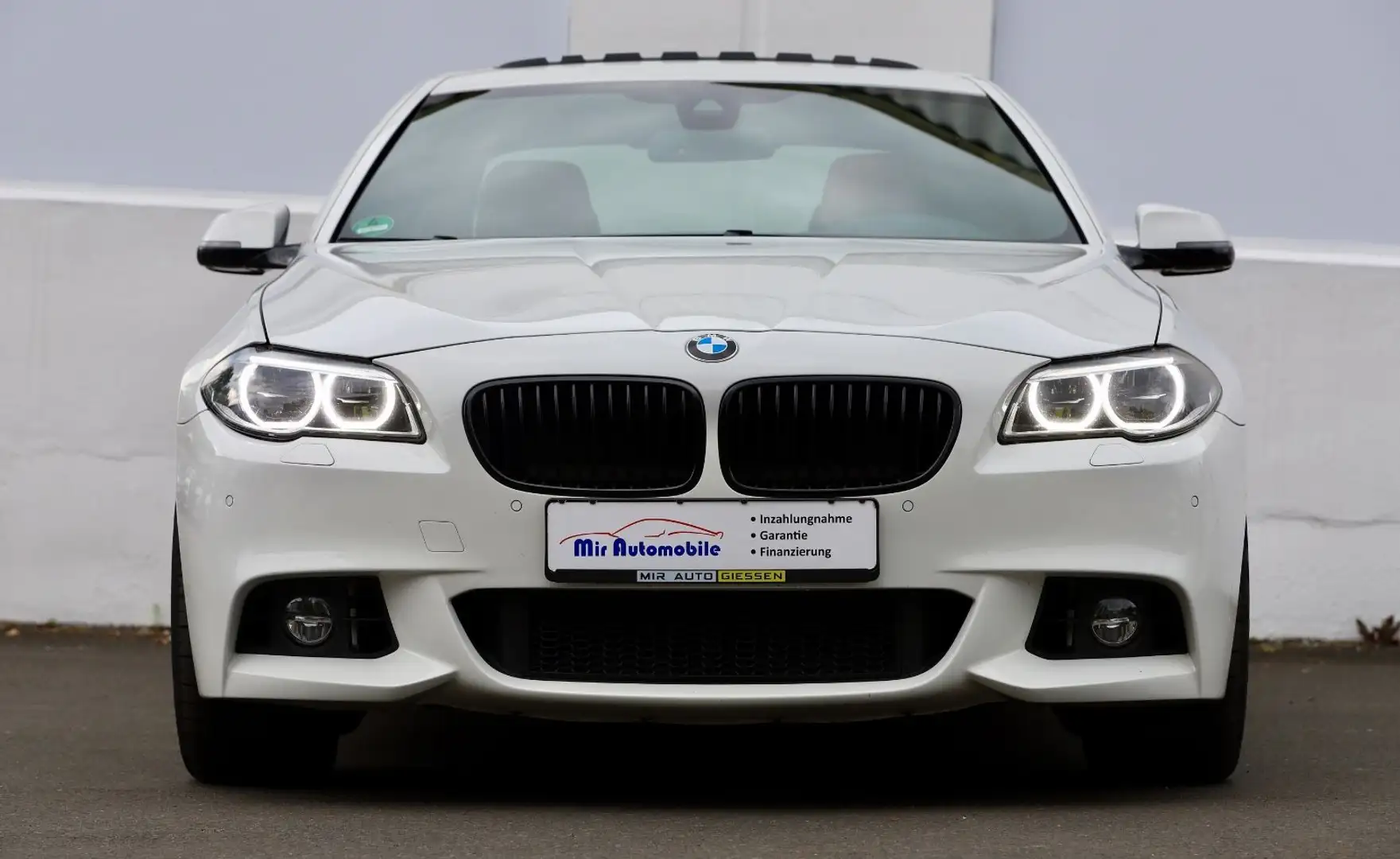 BMW 525 d Lim.xDrive M Pkaet 360 Kamera Schiebedach Weiß - 2