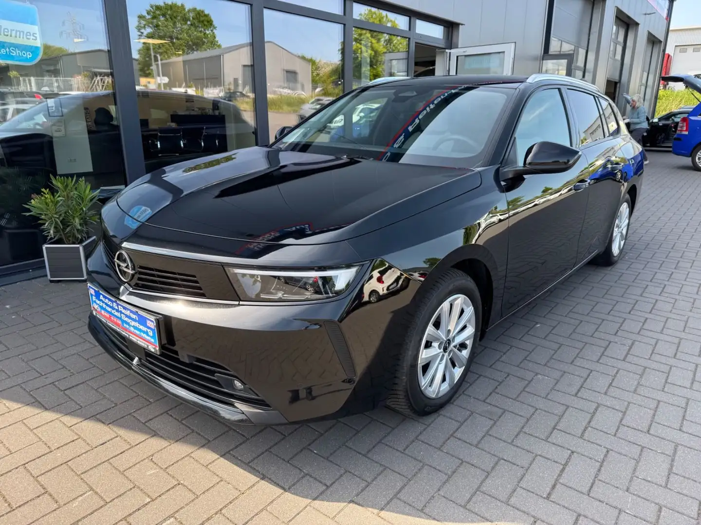 Opel Astra L Sports Tourer 1.5CDTI Elegance*LED*NAVI* Schwarz - 1
