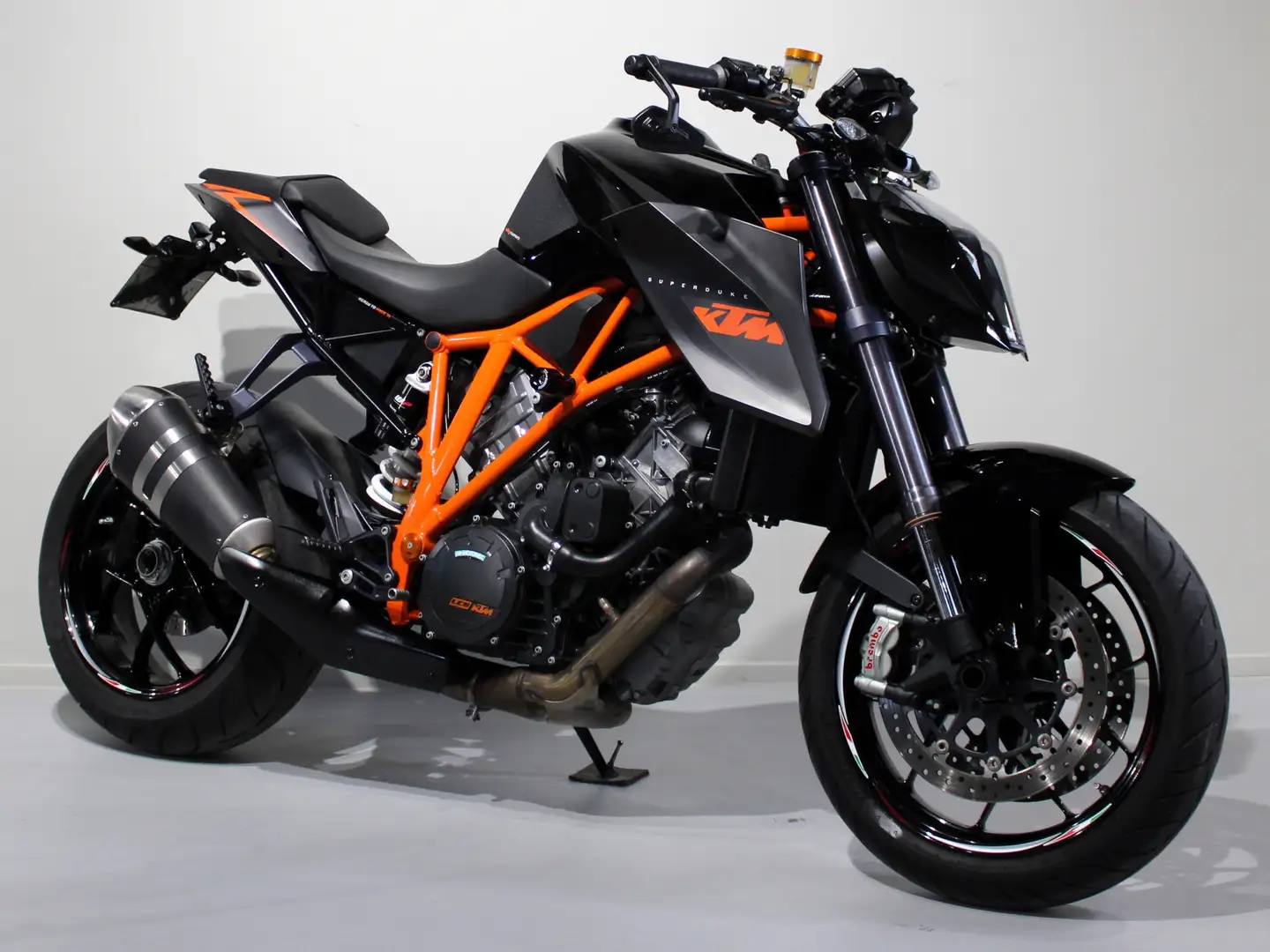 KTM 1290 Super Duke R - 2