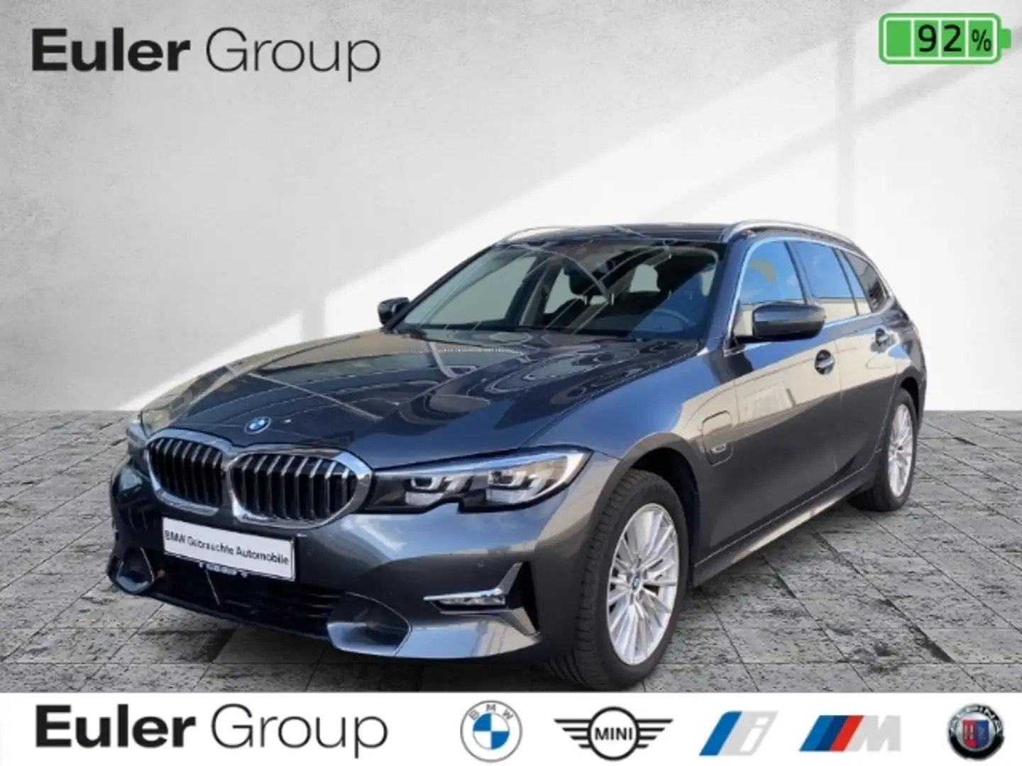 BMW 320 e xDrive Touring HUD Navi Leder Digitales Cockpit Grau - 1