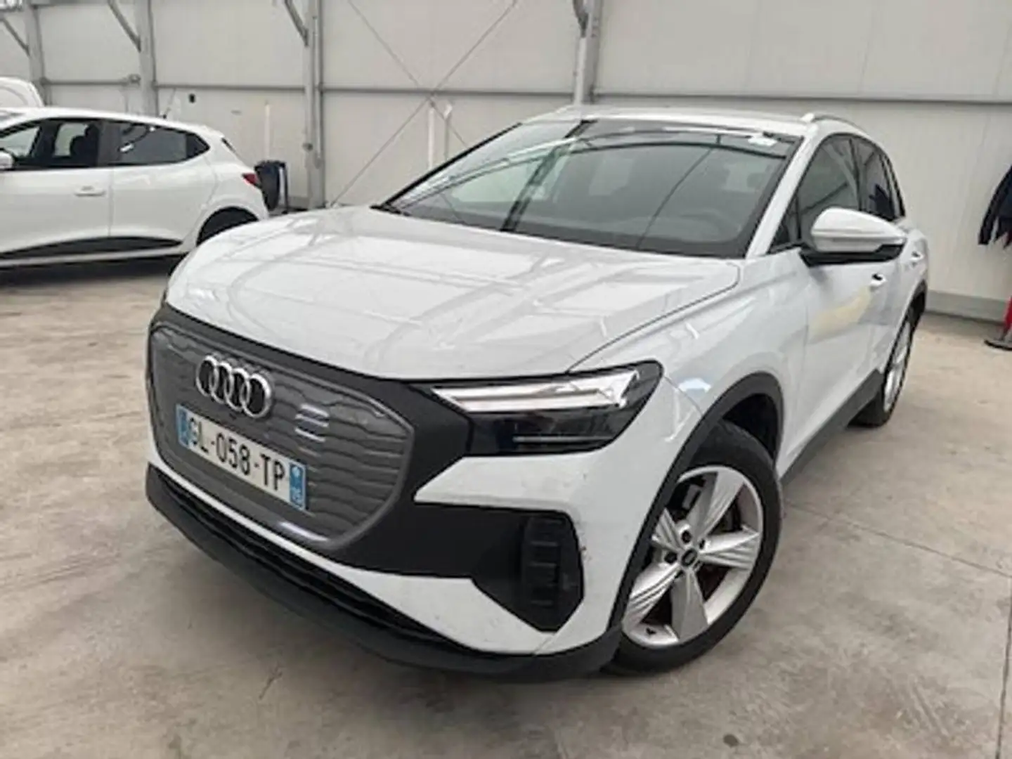 Audi Q4 e-tron 40 Advanced 82KWh Blanc - 1