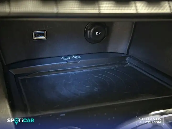 Peugeot 3008 2021, foto 23