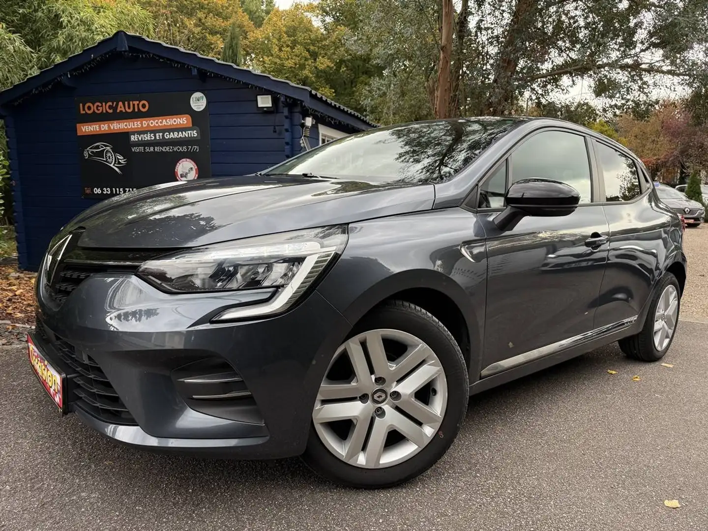 Renault Clio IV 0.9 TCe 90ch Business 5p Euro6c Grijs - 2