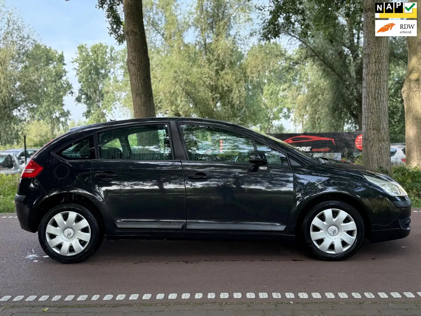 Citroen C4 1.4-16V Ligne Prestige AIRCO!5DEURS!APK!KOOPJE! Nero - 1