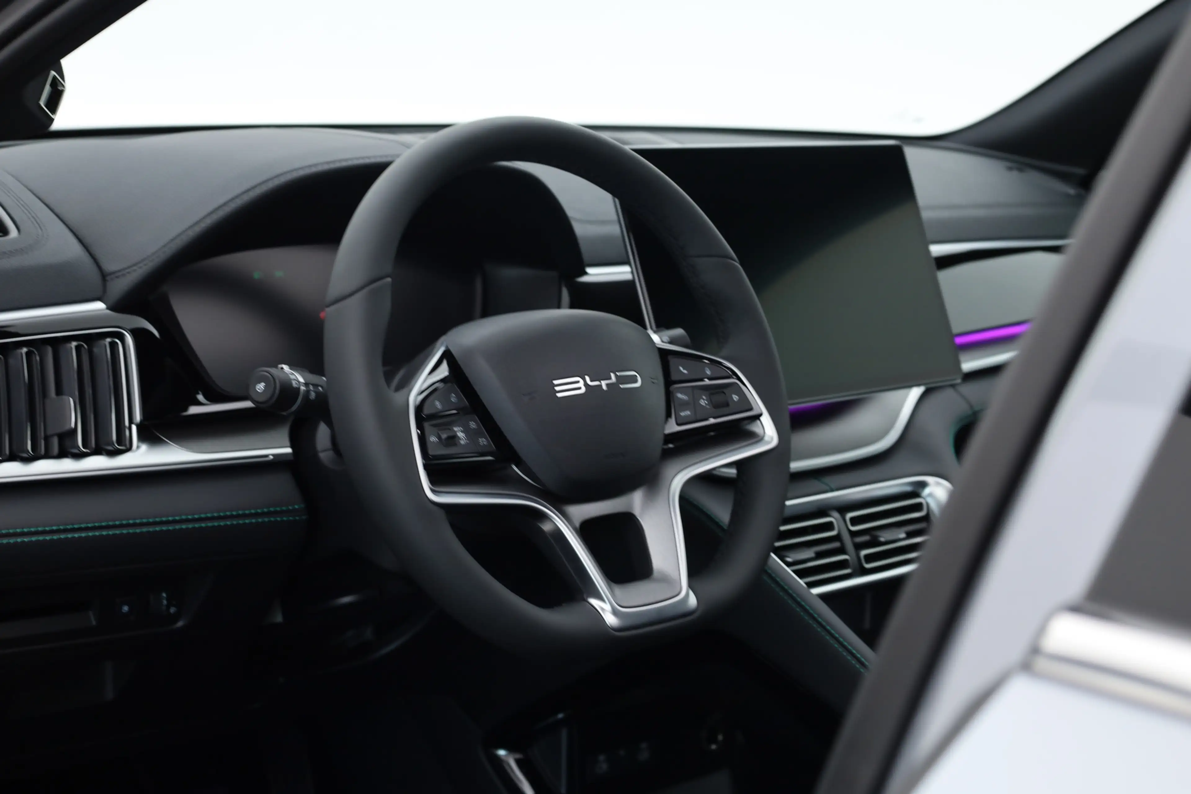 BYD Seal U 1.5 DM-i FWD Comfort | Rijklaar! | Pano | 360cam | — photo 6