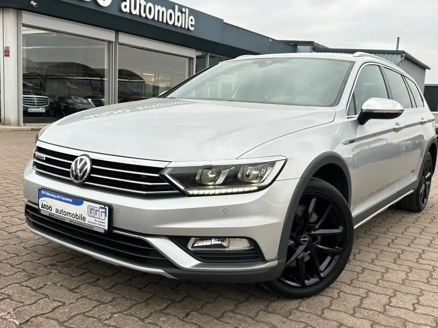 Volkswagen Passat Alltrack 2.0 BMT 4Motion LED/Dynaudio/AHK Plateado - 2