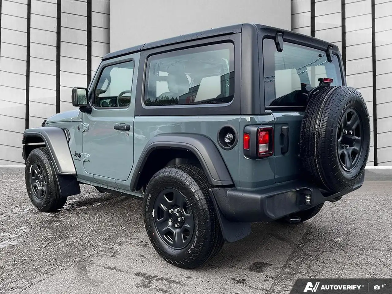 Jeep Wrangler снимка Jeep Wrangler