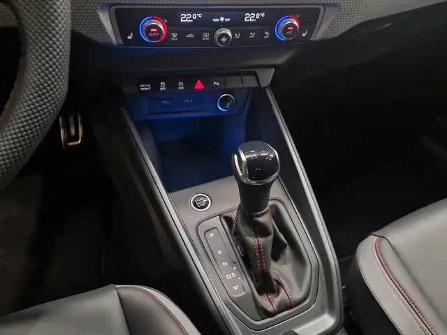 Audi A1 view 12