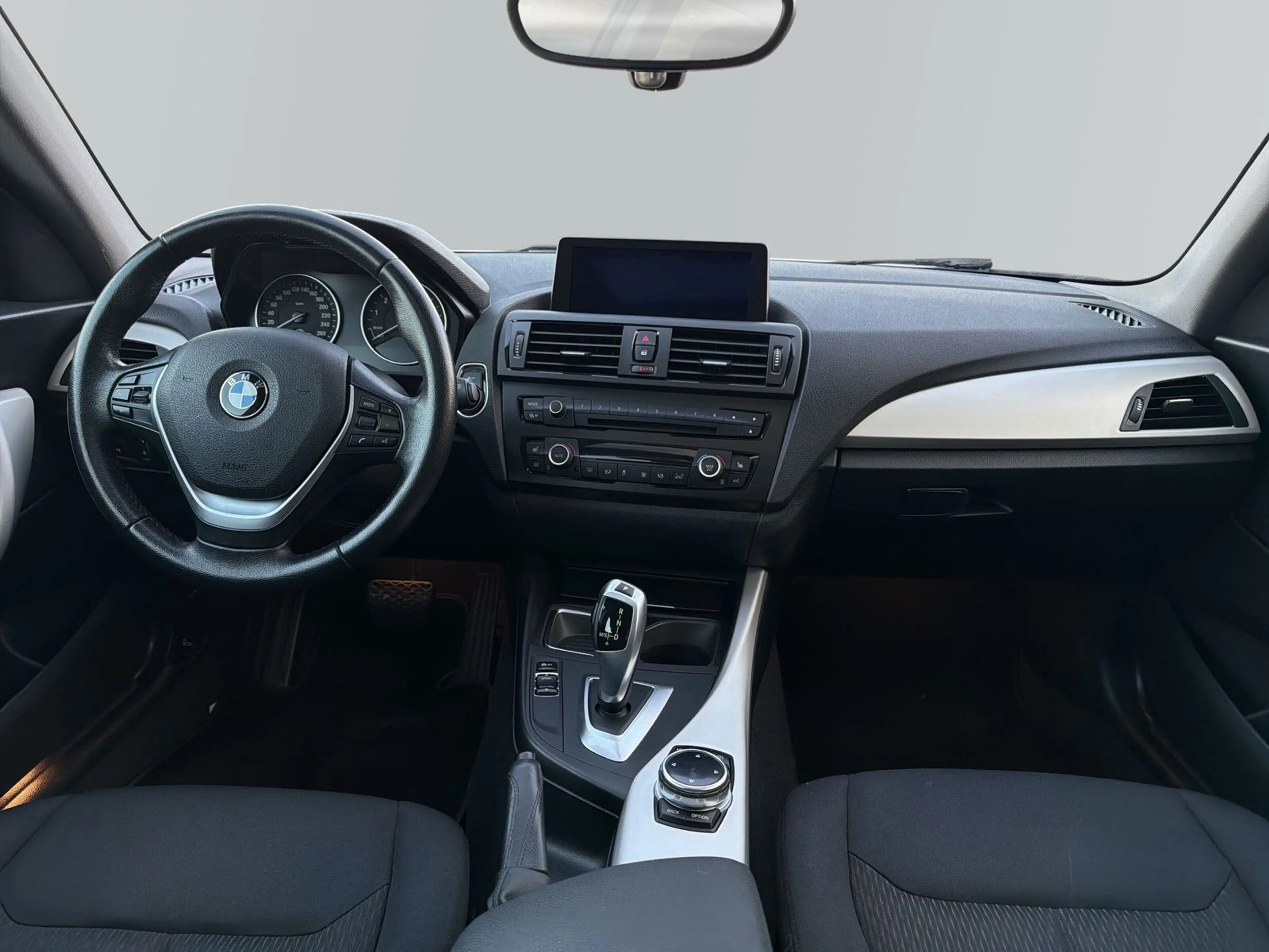 BMW 118 i TEMPO*SCHIEBEDACH*XENON*SHZ — photo 9