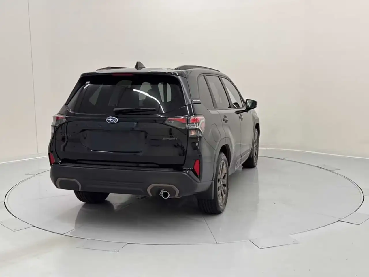 Subaru Forester снимка Subaru Forester