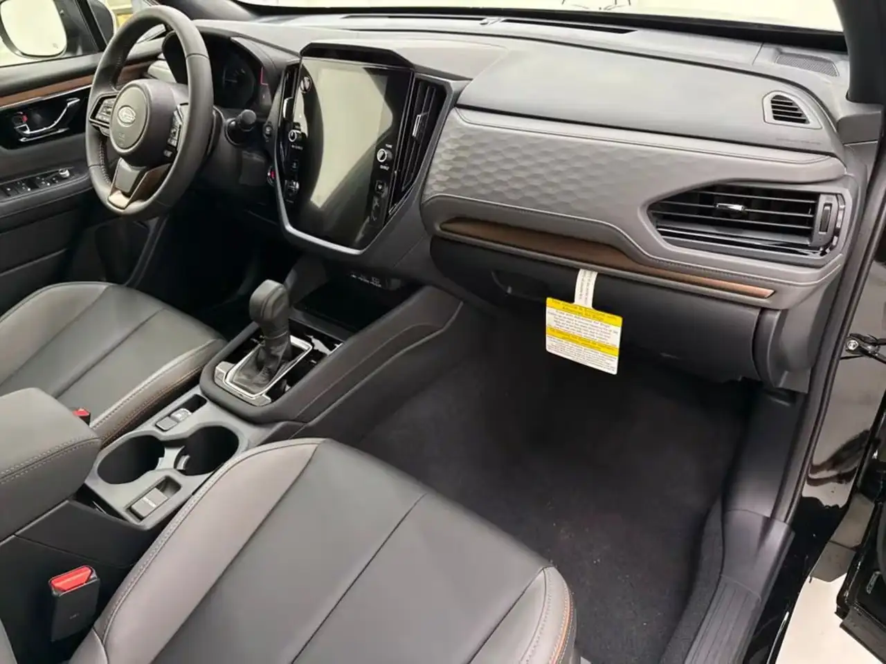 Subaru Forester снимка Subaru Forester