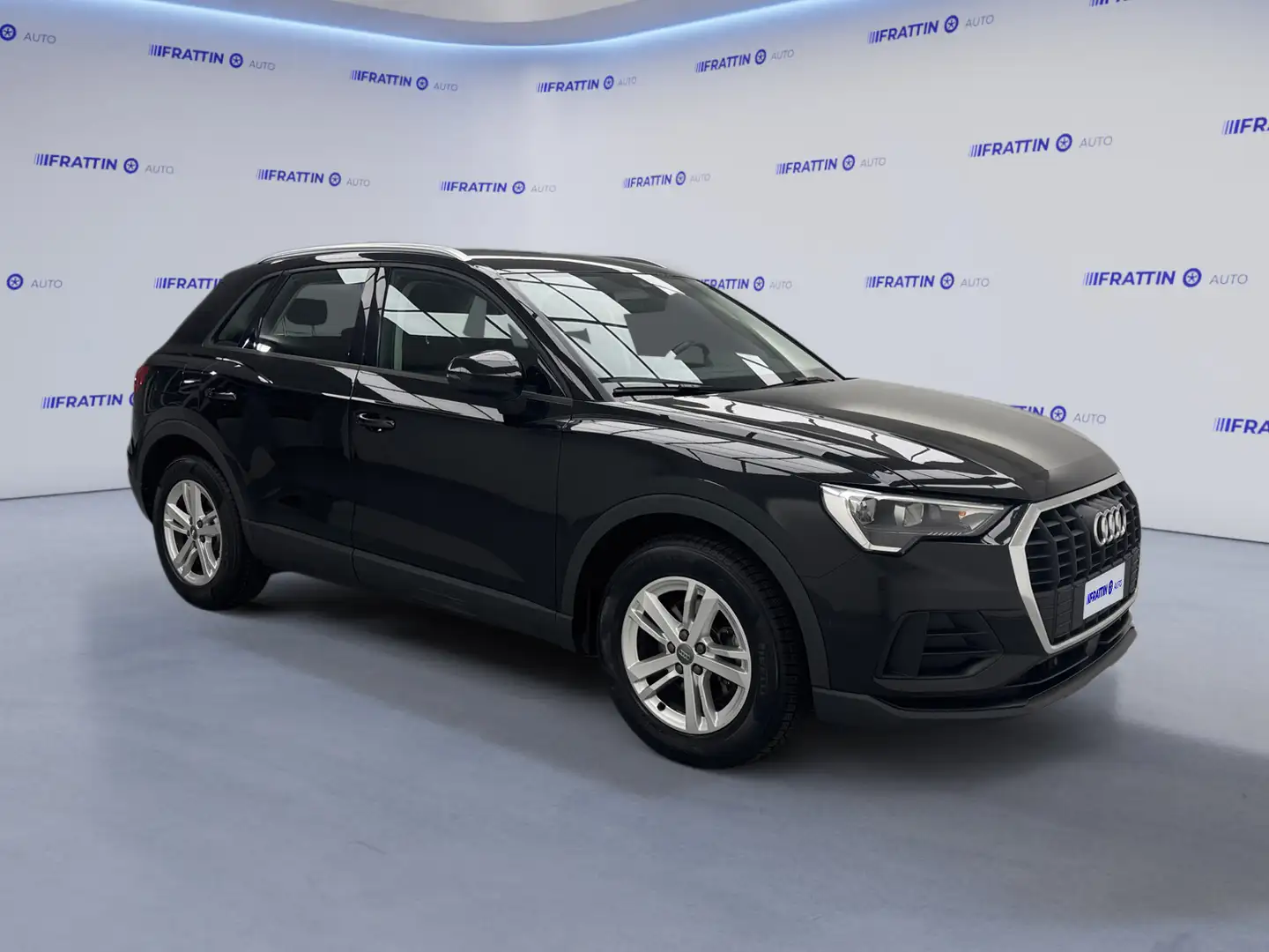 Audi Q3 35 TFSI S tronic Business Noir - 2