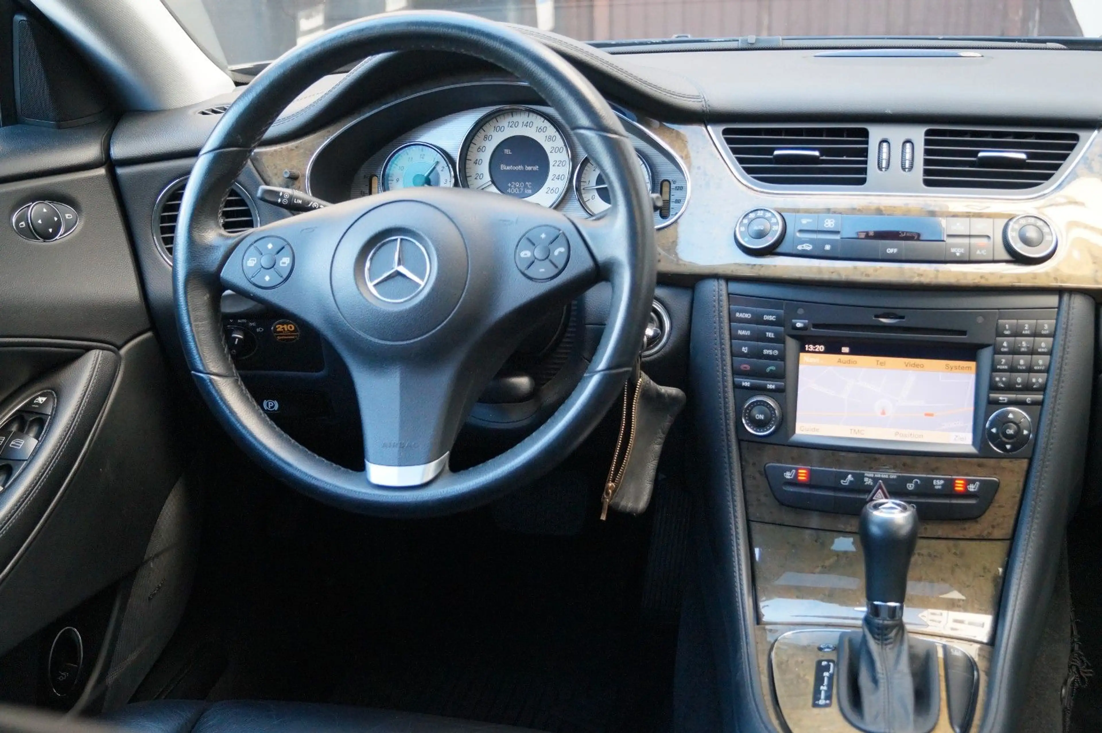 Mercedes-Benz CLS 300 7G-Tronic aus 2.Hand! GSD+Harman/Kardon — photo 12