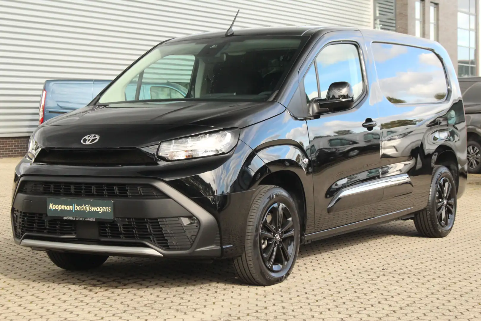 Toyota Proace City 1.5D 131pk Challenger | L2 Long | Automaat | Trekh Noir - 2