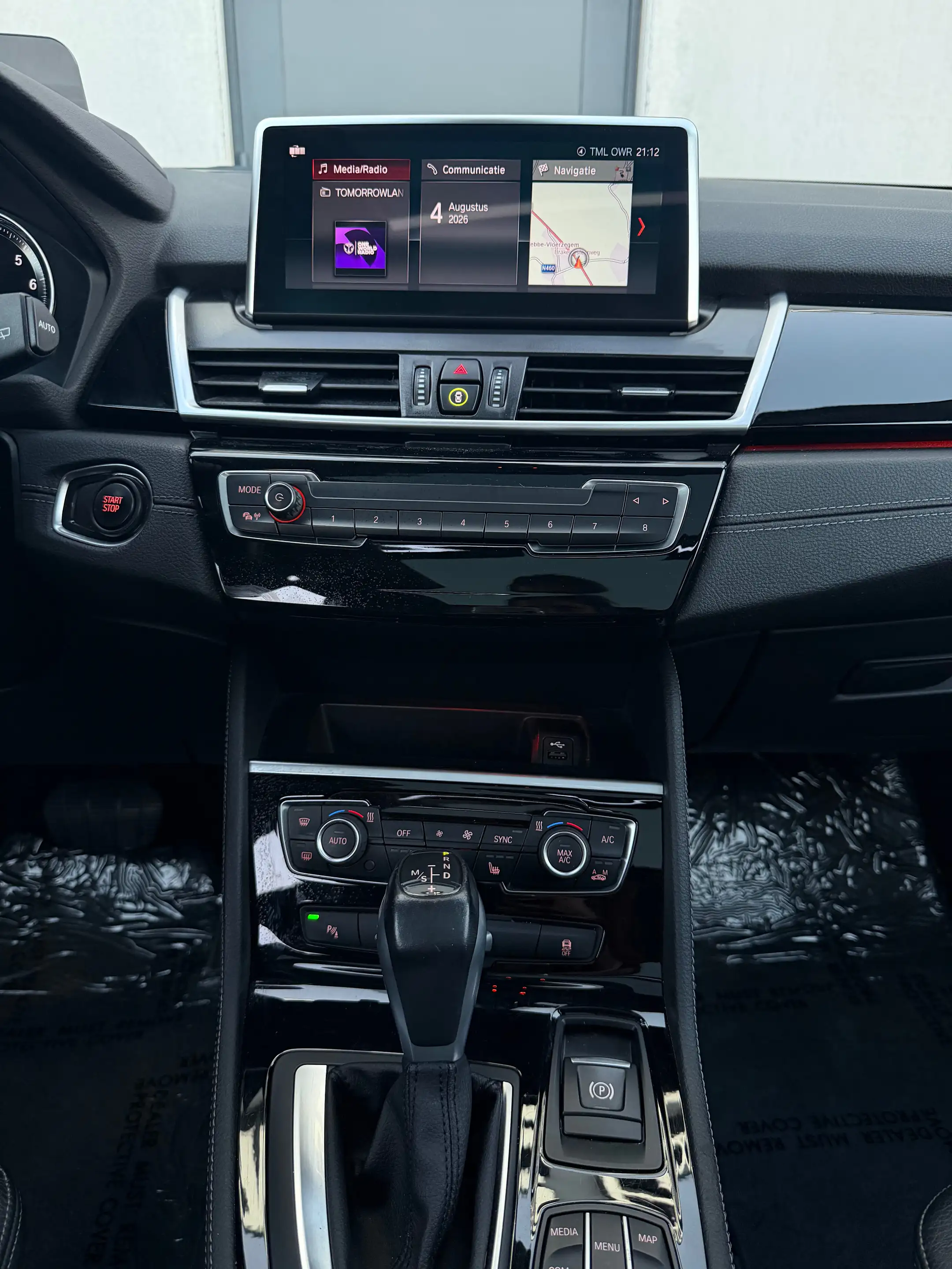 BMW 225 CarPlay * Panoramadak * Head-Up * Harman Kardon * Comfort Access * Camera * Leder * Elektrische Zetels Memory* — photo 25
