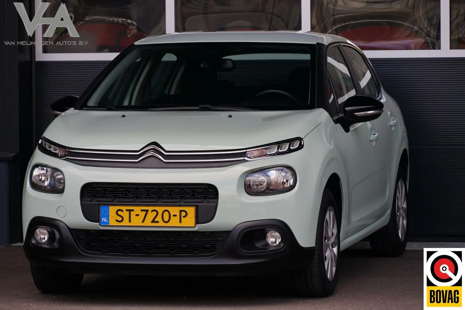 Citroen C3 1.2 PureTech Feel, NL, CarPlay, PDC, clima, cruise Groen - 1