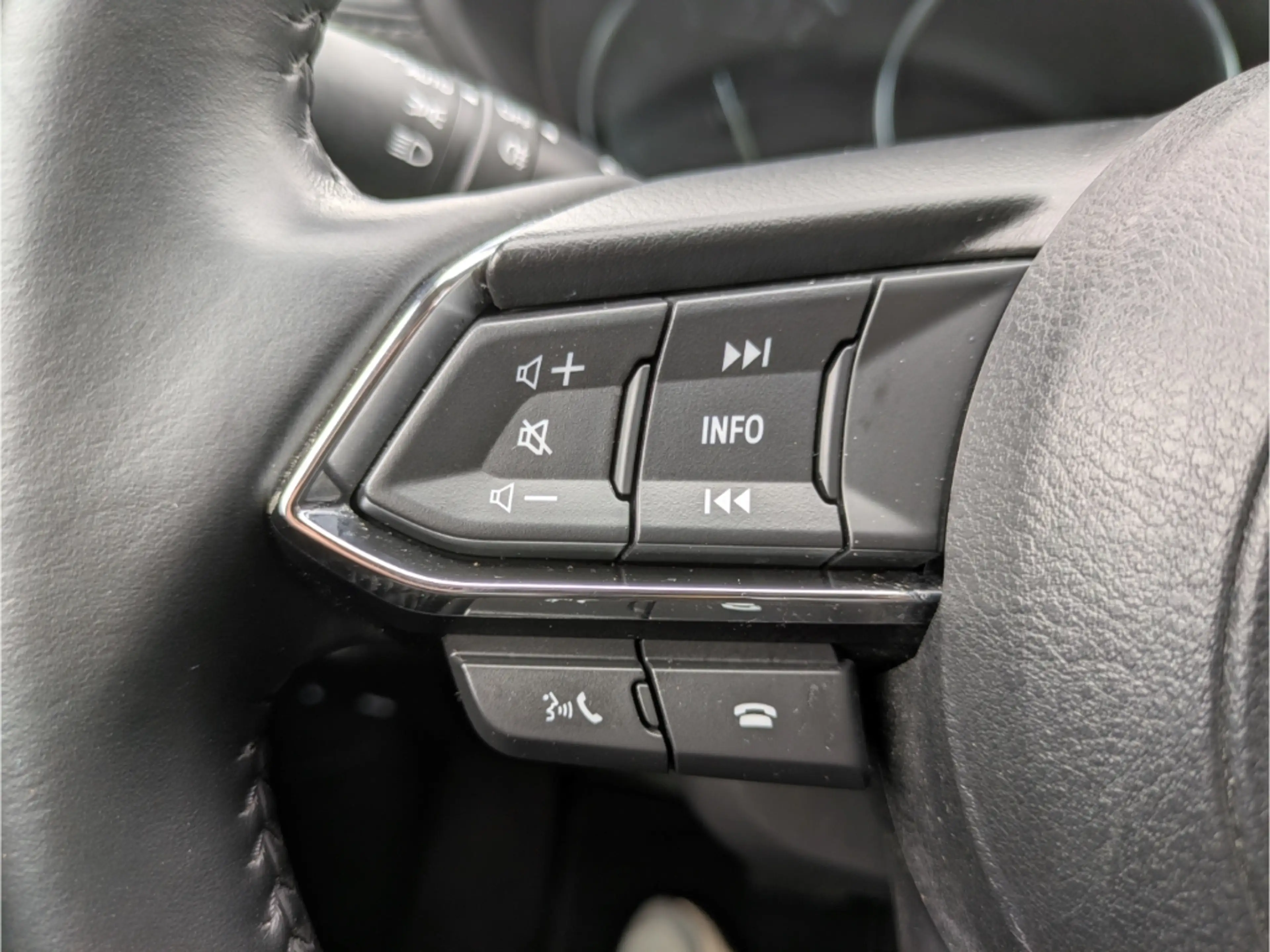 Mazda CX-5 Sport HUD Navi Bose 360 Kamera LED ACC El. Heckkla — photo 9