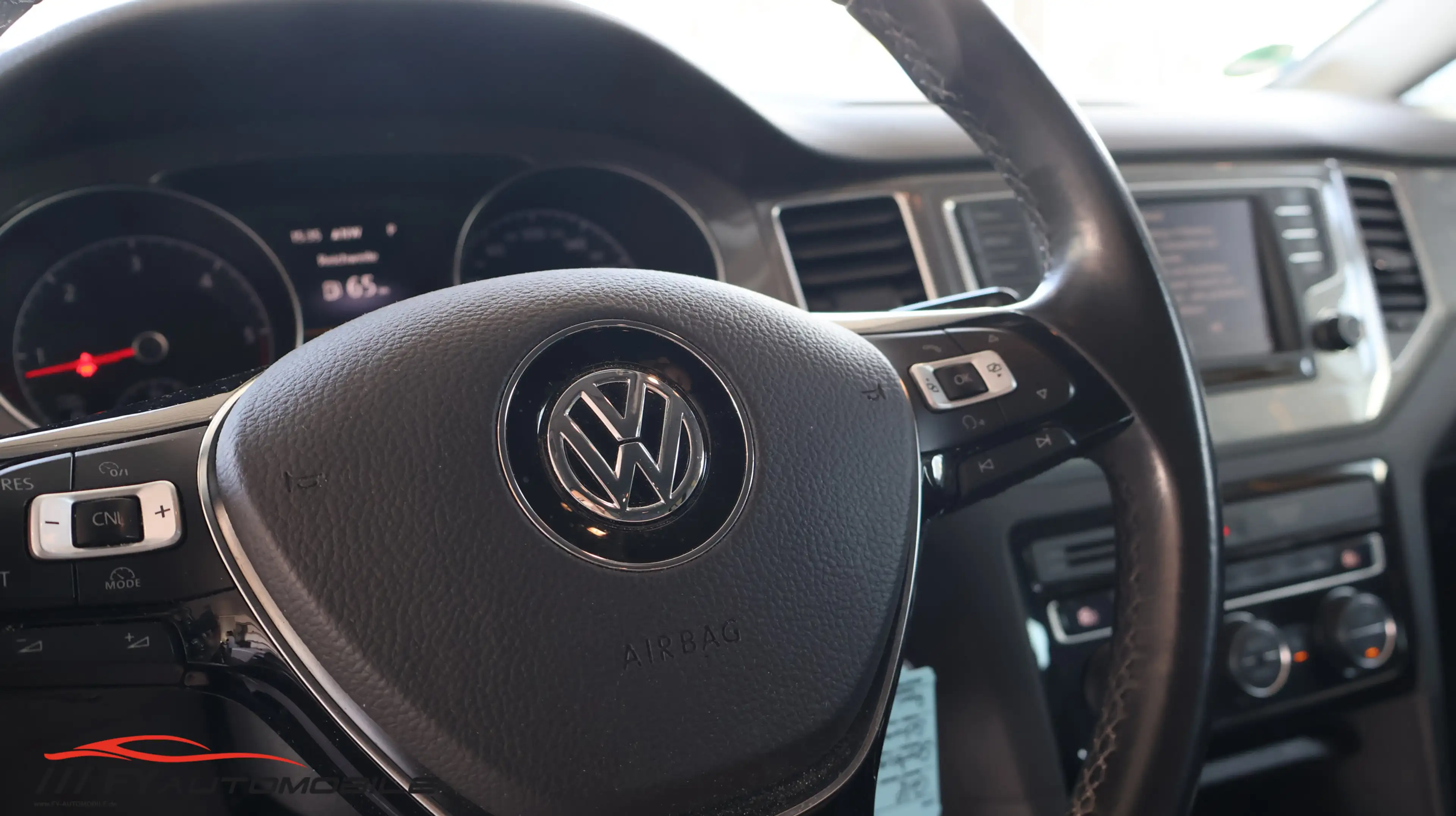 Volkswagen Golf Sportsvan Allstar BMT Start-Stop — photo 12