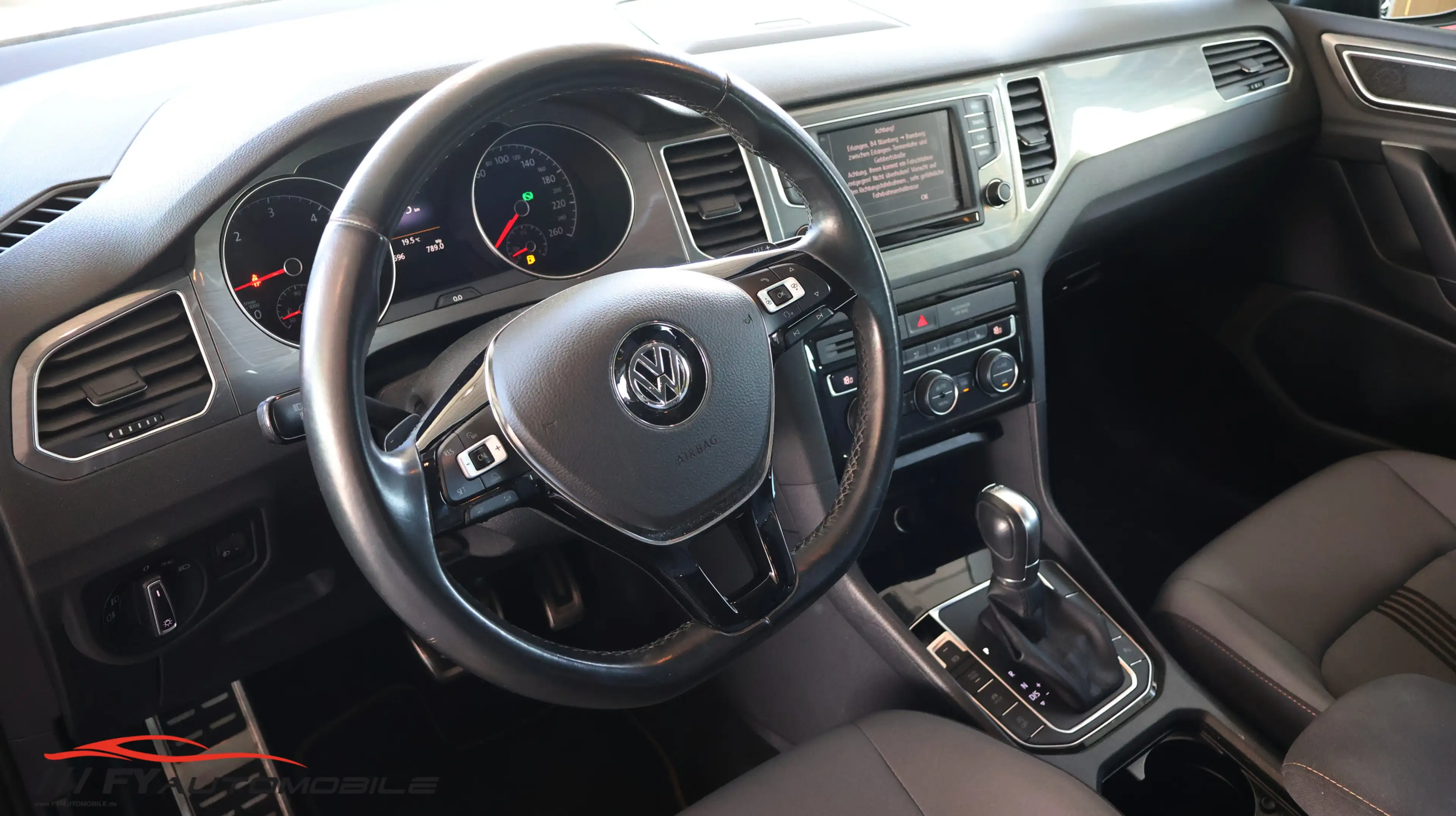 Volkswagen Golf Sportsvan Allstar BMT Start-Stop — photo 10