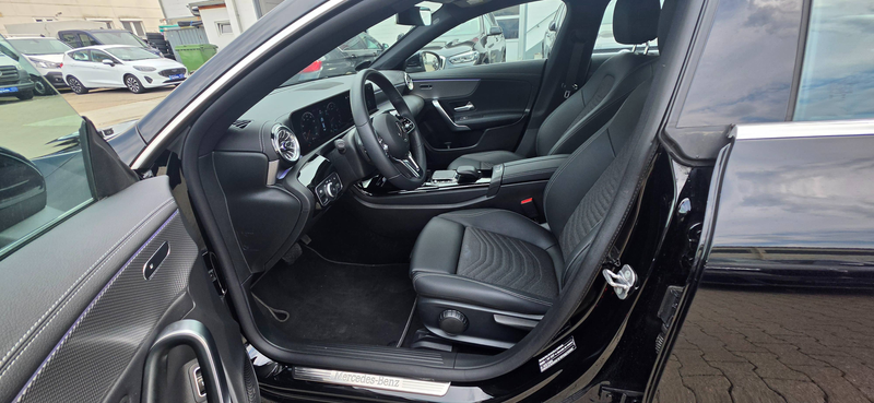 Mercedes-Benz CLA 250 CLA 250 Coupe ACC*LED*AHK*KAMERA*1Hand — photo 12
