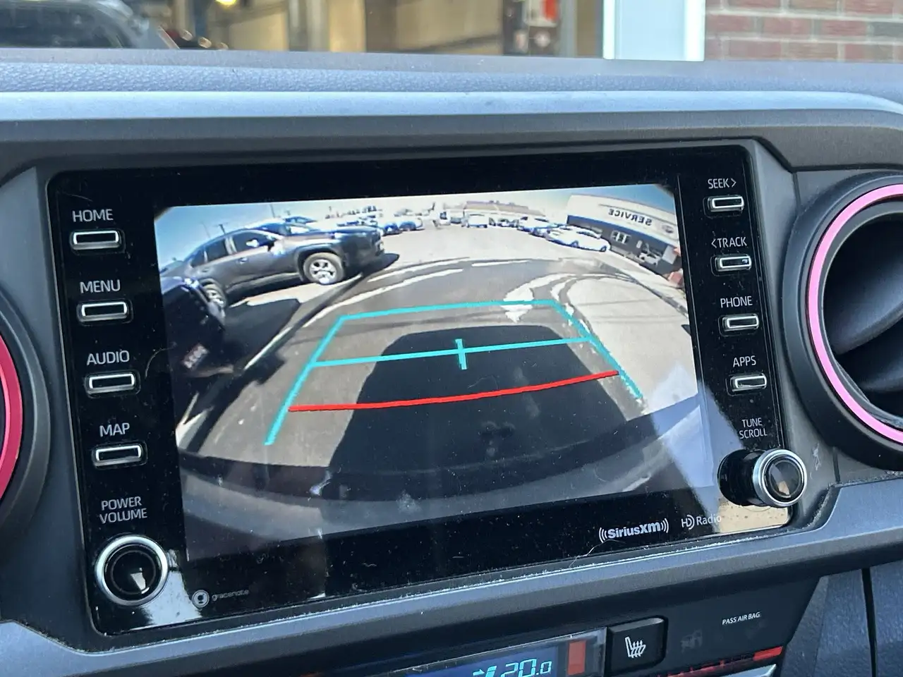 Toyota Tacoma снимка Toyota Tacoma