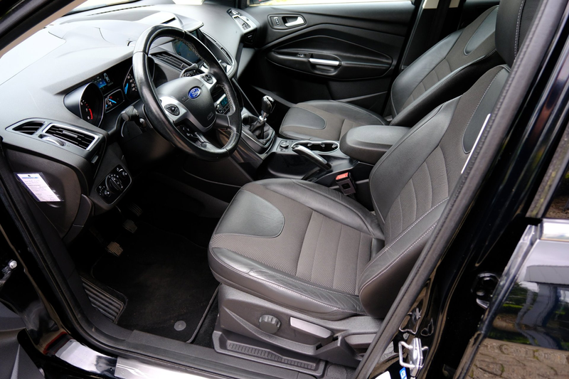 Ford Kuga 1.5 150pk Titanium Styling Pack Navi|Half Leder|Ca — photo 2
