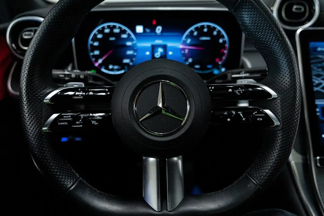 Mercedes-Benz GLC снимка Mercedes-Benz GLC