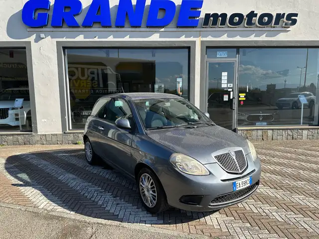 Lancia Ypsilon Ypsilon II 1.4 8v Platinum ecochic Gpl