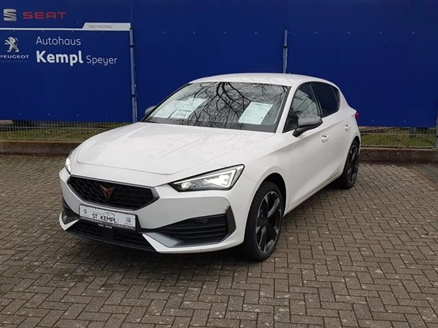 CUPRA Leon 1.5 TSI Weiß - 1