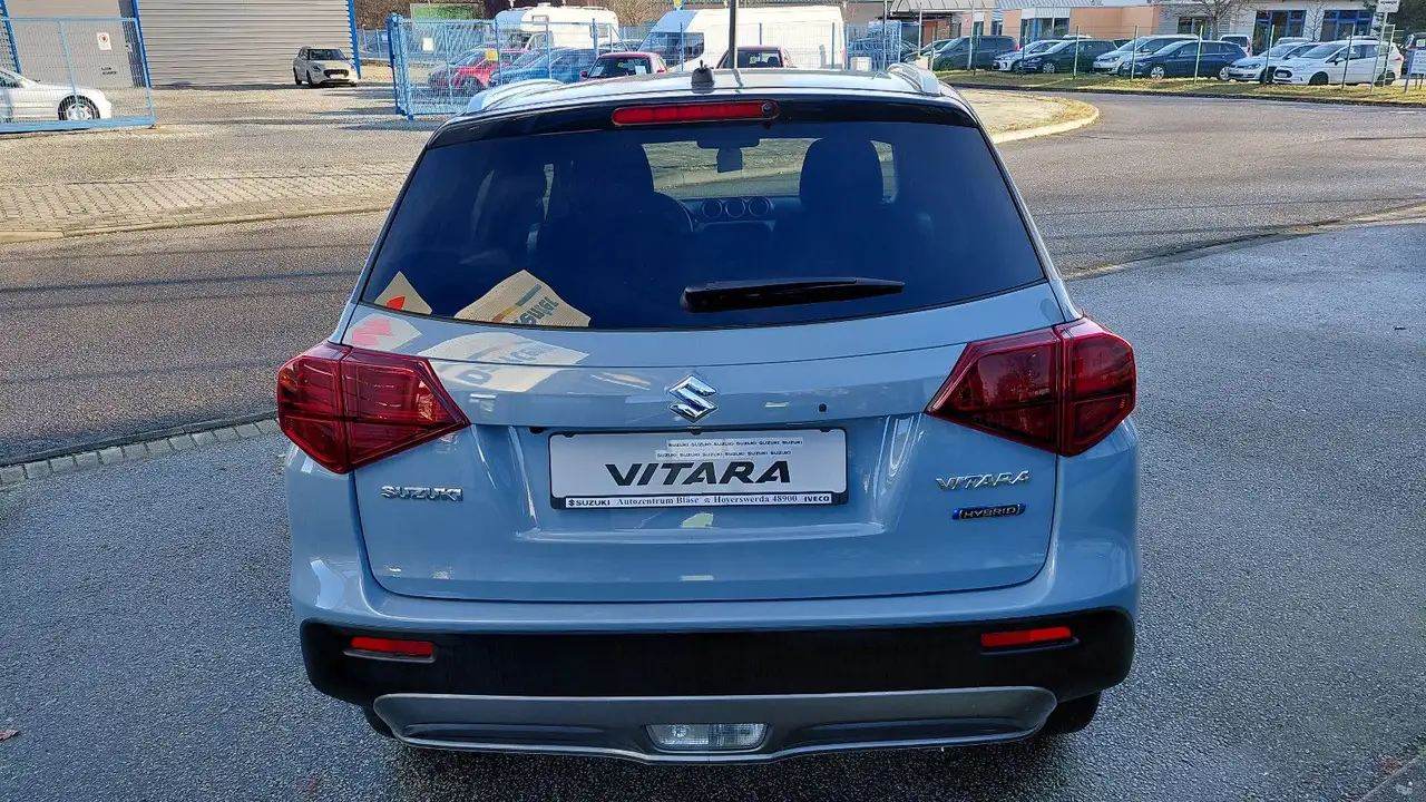 Suzuki Vitara 1.5 Hybrid Comfort 4x4 Automatik 4