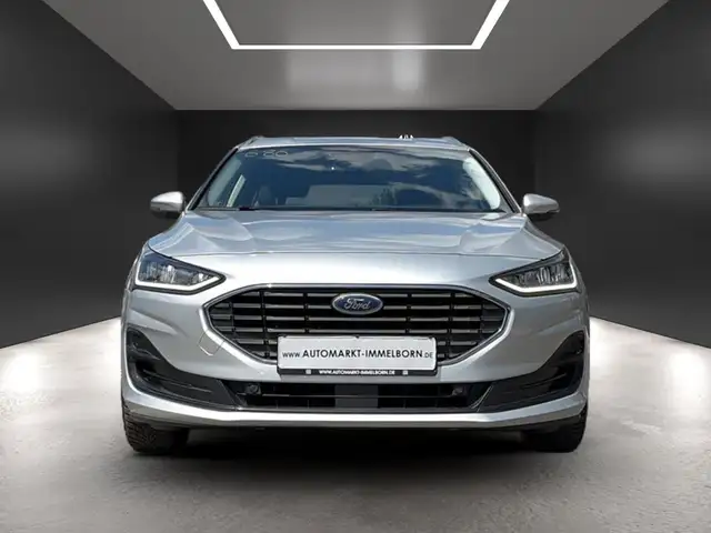 Ford Focus view 9
