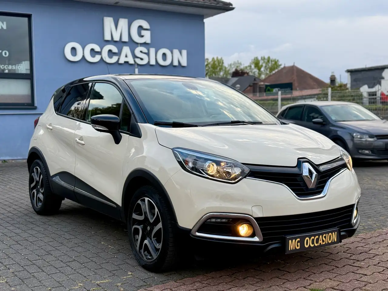 Renault Captur — photo 5