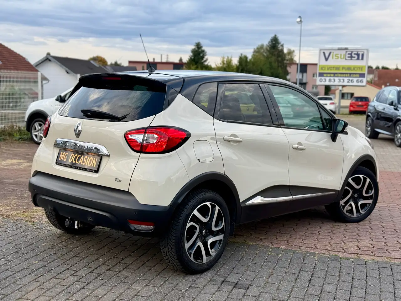 Renault Captur — photo 9