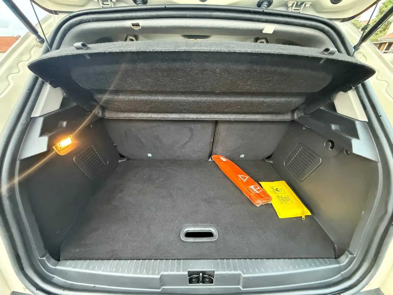 Renault Captur — photo 14