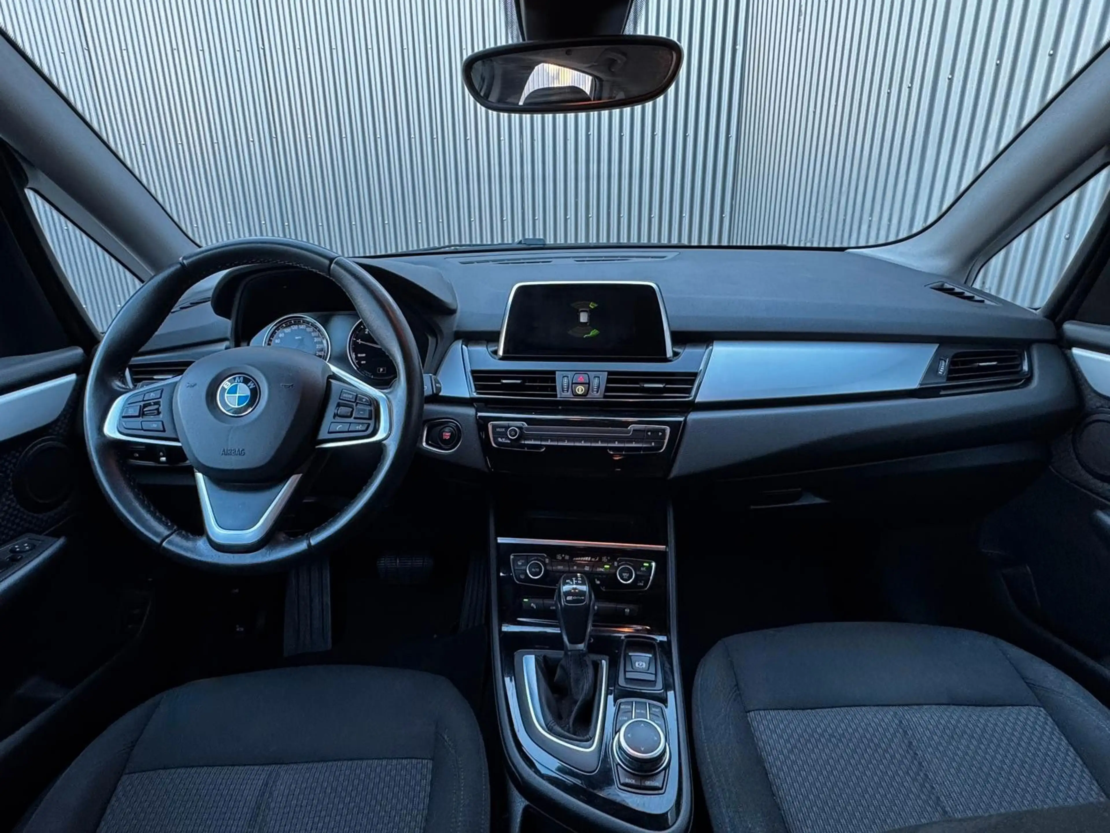 BMW 225 xe Active Tourer  Advantage Tempomat SHZ LED — photo 11