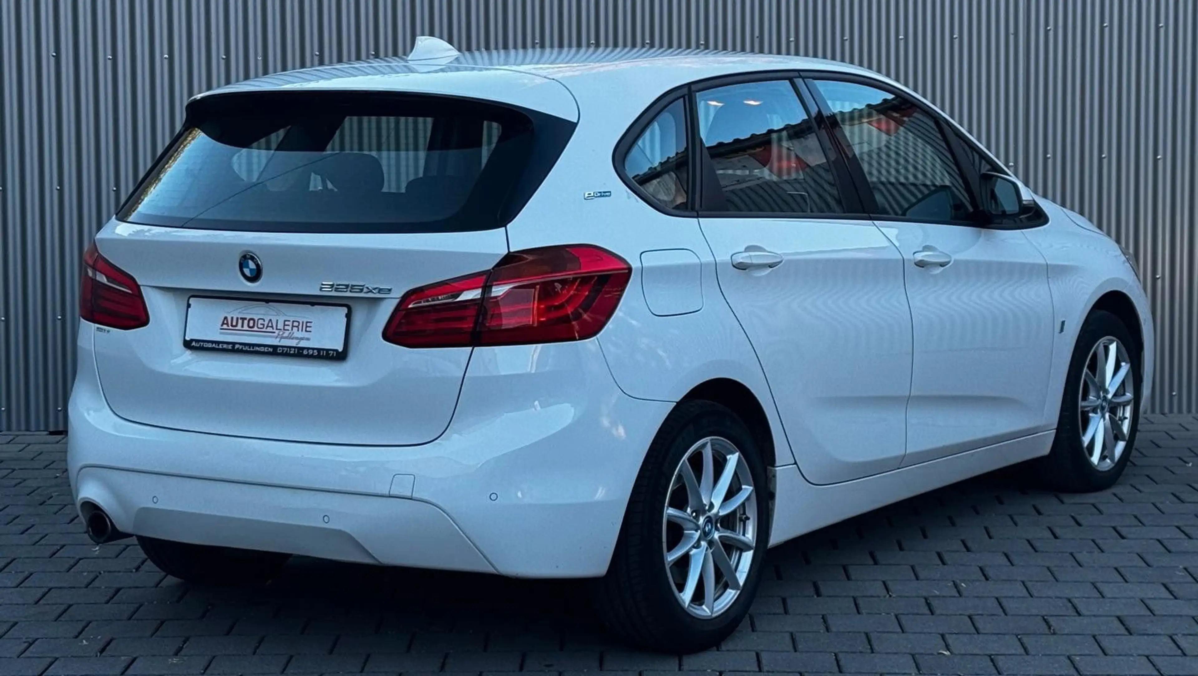 BMW 225 xe Active Tourer  Advantage Tempomat SHZ LED — photo 6