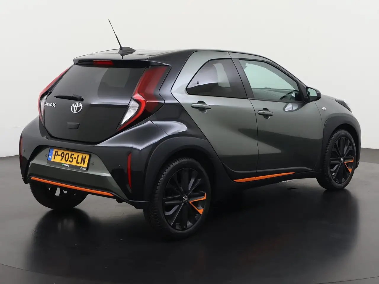 Toyota Aygo X 1.0 VVT-i S-CVT Limited Automaat Camera Stoelv, миниатюра 4