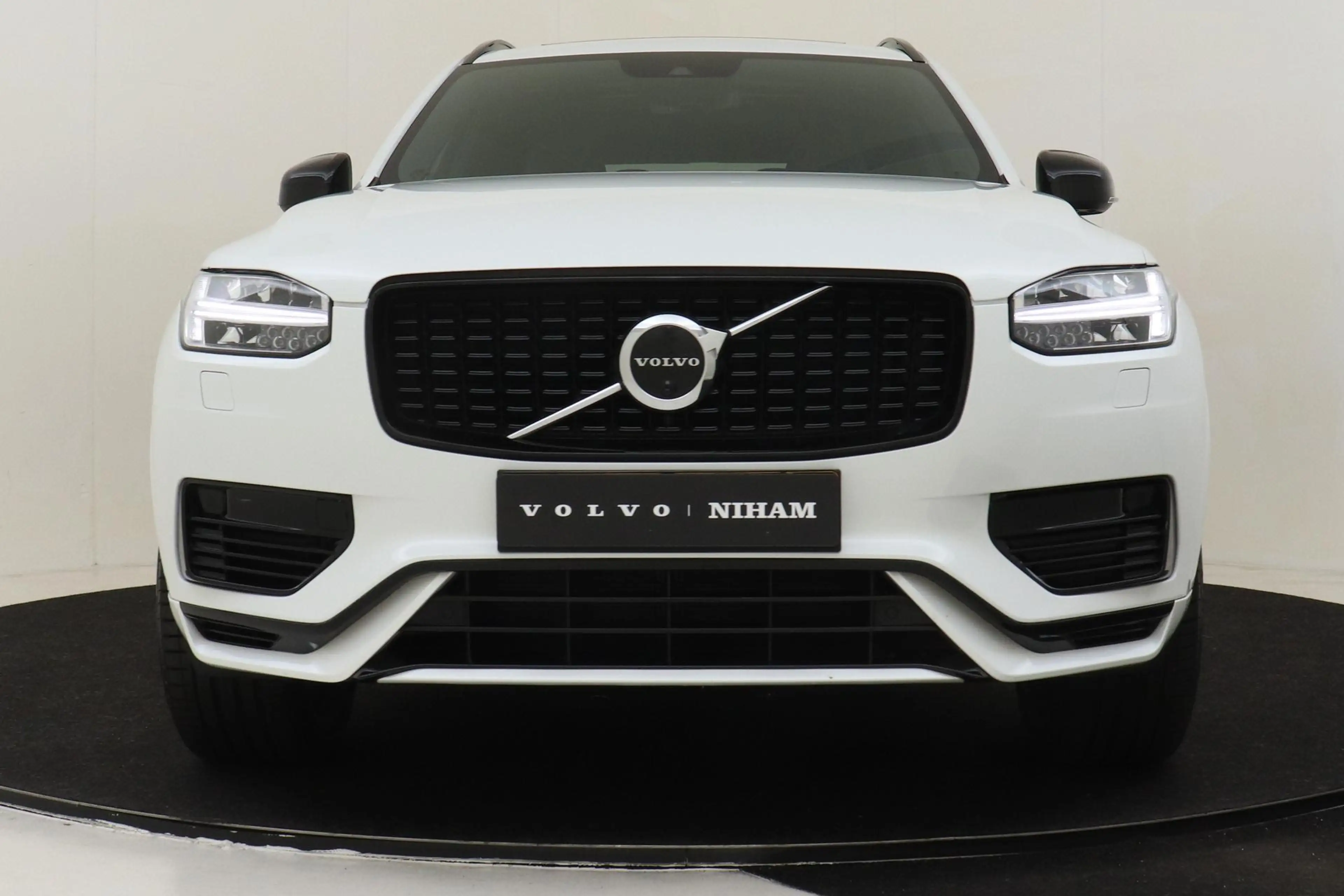 Volvo XC90 T8 RECHARGE AWD R-DESIGN -PANO.DAK|HARMAN/KARDON|3 — photo 9