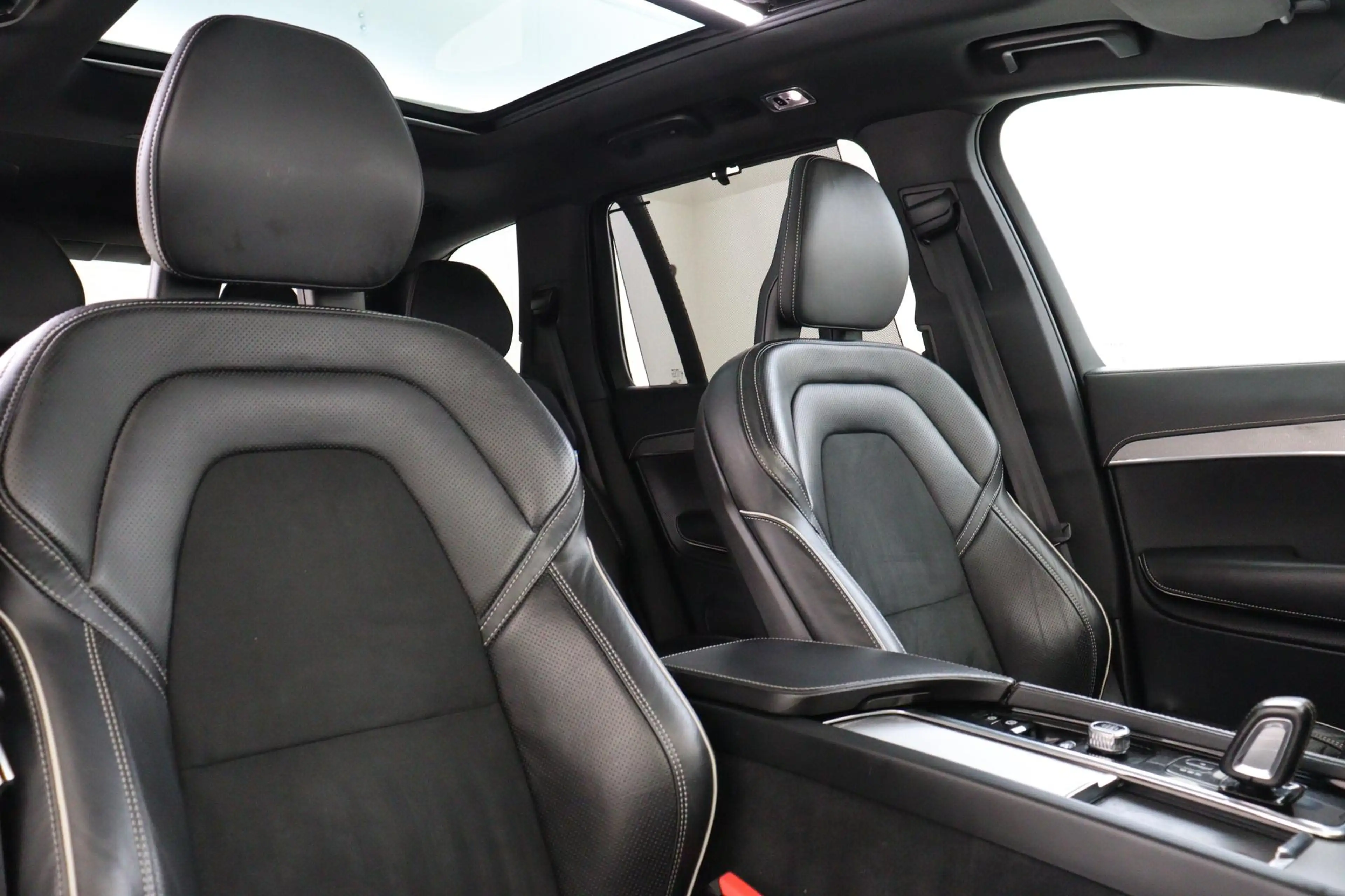 Volvo XC90 T8 RECHARGE AWD R-DESIGN -PANO.DAK|HARMAN/KARDON|3 — photo 12
