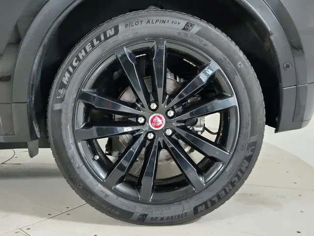 Jaguar E-Pace view 9