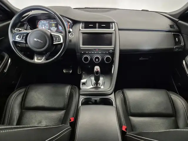 Jaguar E-Pace view 4